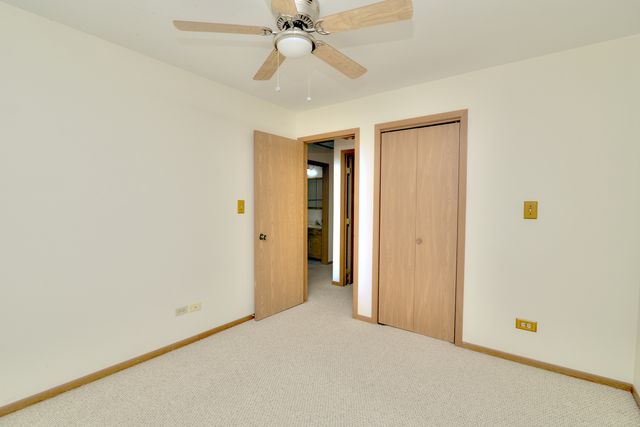 9925 Amanda Lane, Algonquin, IL 60102