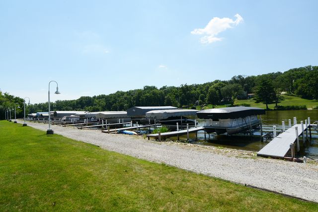 9925 Amanda Lane, Algonquin, IL 60102