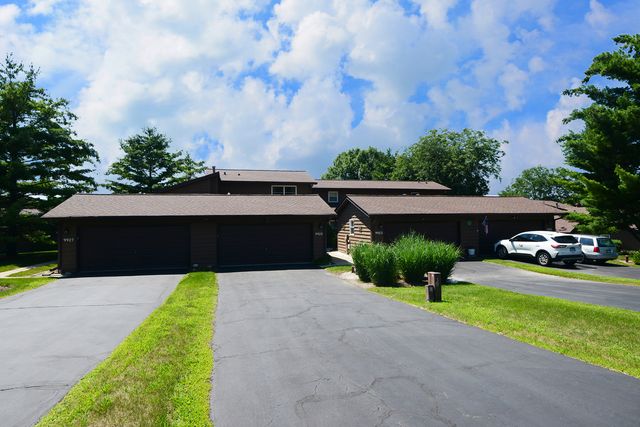 9925 Amanda Lane, Algonquin, IL 60102