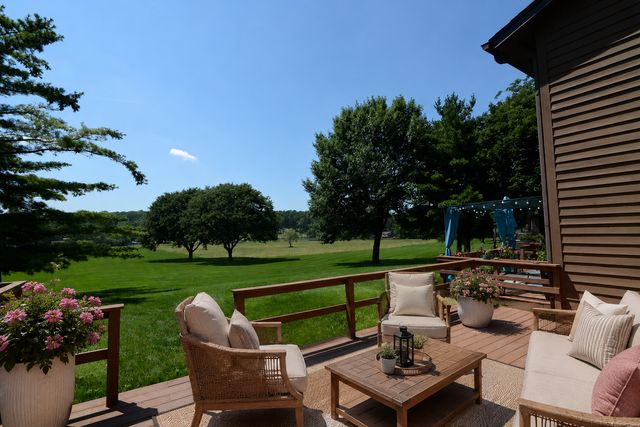 9925 Amanda Lane, Algonquin, IL 60102