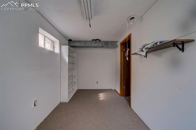 14 Crested Hill Court, Pueblo, CO 81008