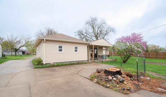 406 N Oak Street, Kendallville, IN 46755