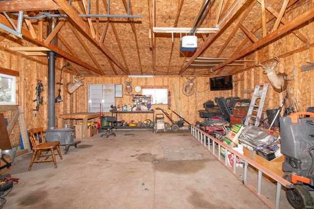 406 N Oak Street, Kendallville, IN 46755