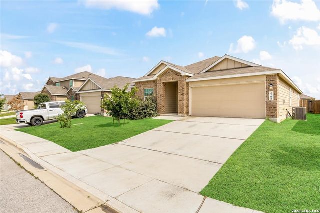 2708 CORAL VLY, Seguin, TX 78155