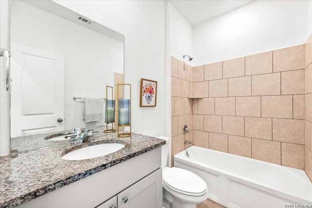 2708 CORAL VLY, Seguin, TX 78155