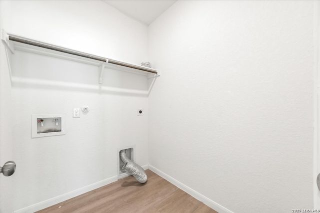 2708 CORAL VLY, Seguin, TX 78155