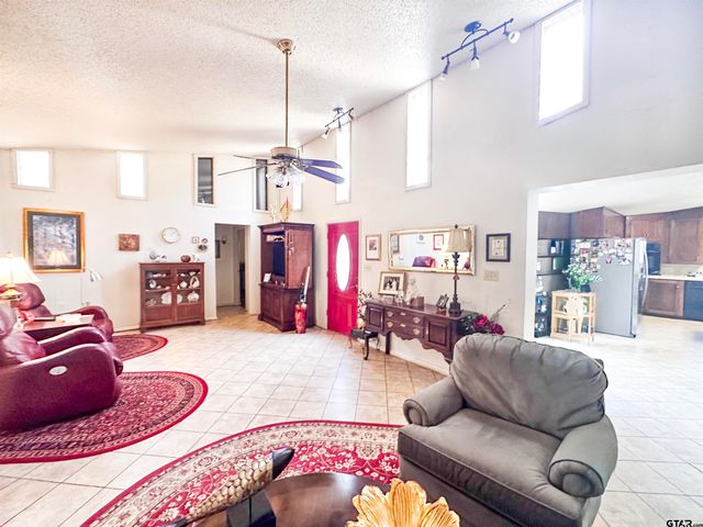 6791 Valley View Dr., Frankston, TX 75763