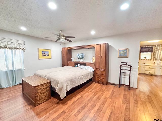 6791 Valley View Dr., Frankston, TX 75763