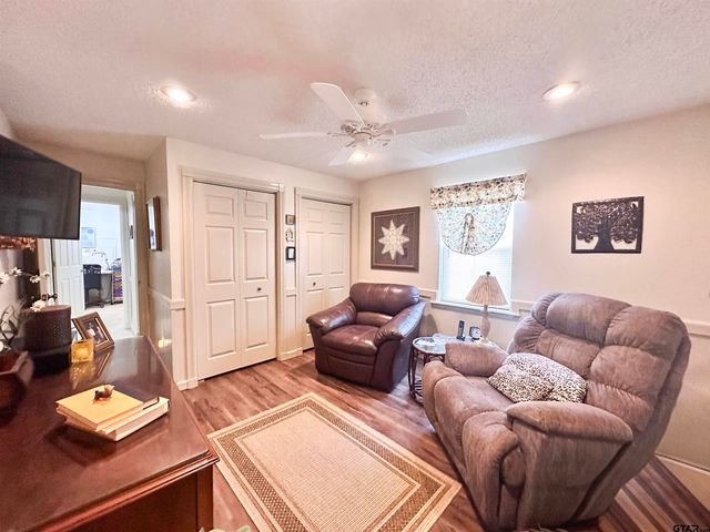 6791 Valley View Dr., Frankston, TX 75763