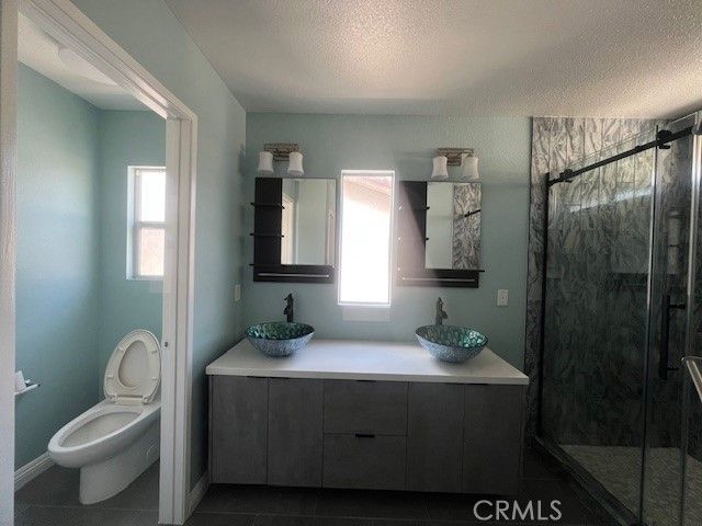 927 W Paramount, Azusa, CA 91702