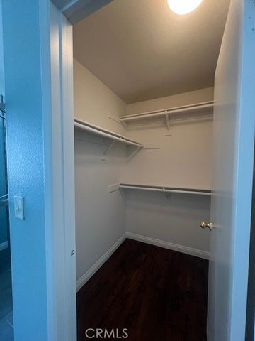 927 W Paramount, Azusa, CA 91702