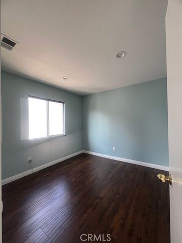 927 W Paramount, Azusa, CA 91702