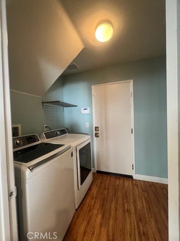 927 W Paramount, Azusa, CA 91702