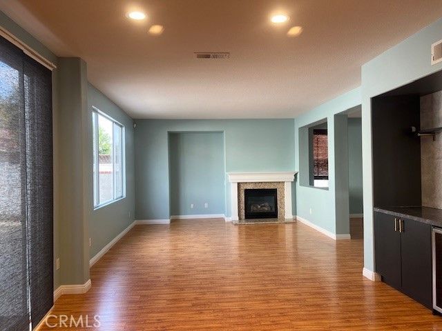 927 W Paramount, Azusa, CA 91702