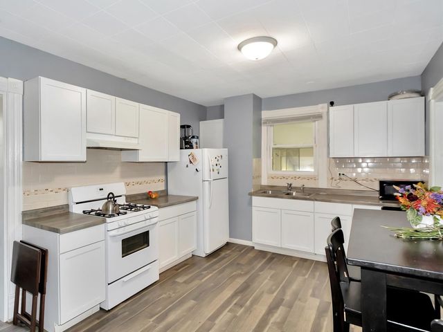 2718 Union Street, Blue Island, IL 60406