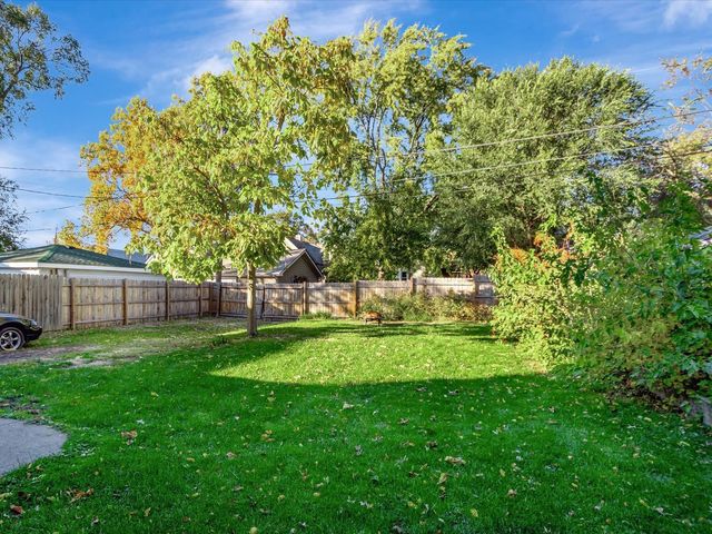 2718 Union Street, Blue Island, IL 60406