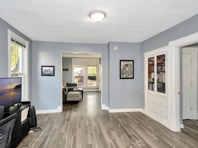 2718 Union Street, Blue Island, IL 60406