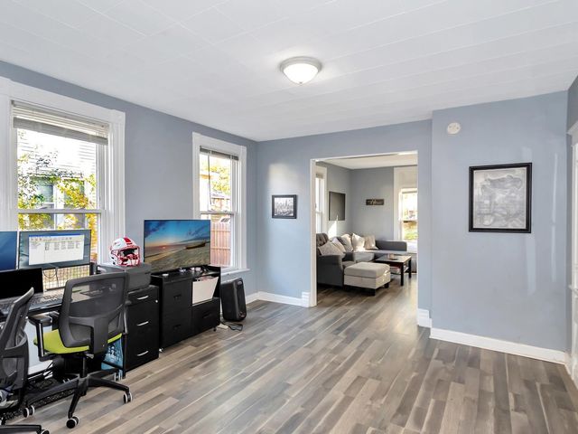 2718 Union Street, Blue Island, IL 60406