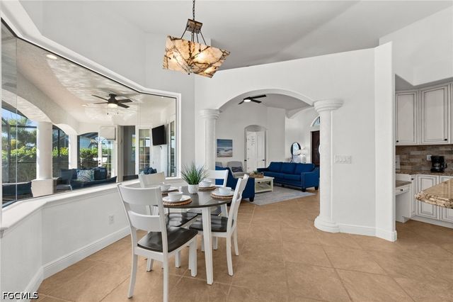 3041 SW 11th PL, Cape Coral, FL 33914
