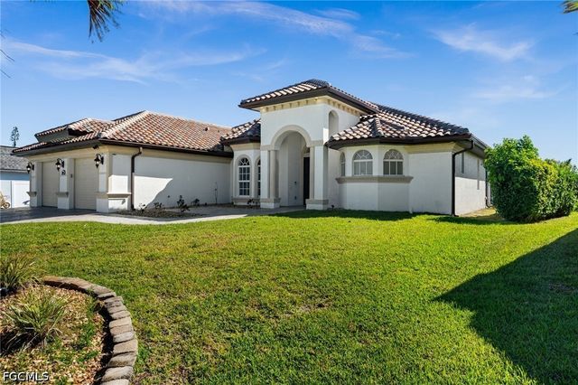 3041 SW 11th PL, Cape Coral, FL 33914