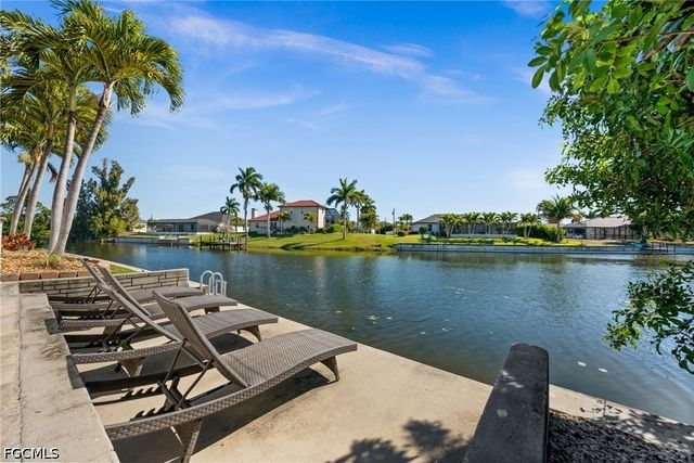 3041 SW 11th PL, Cape Coral, FL 33914
