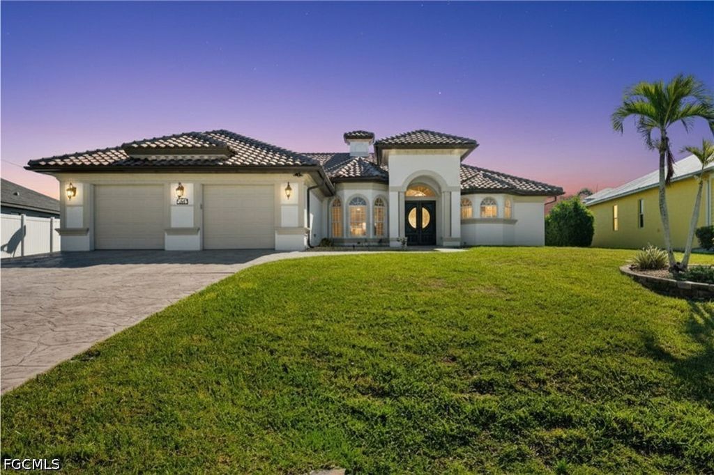 3041 SW 11th PL, Cape Coral, FL 33914