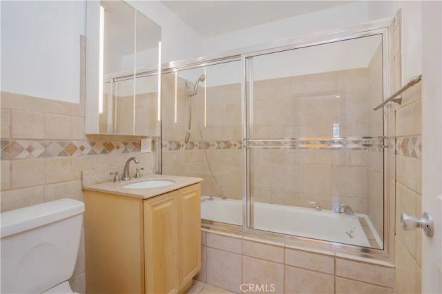 1420 N Frederic, Burbank, CA 91505