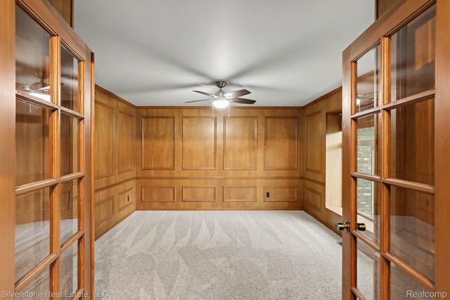 869 Timberline Drive, Rochester Hills, MI 48309