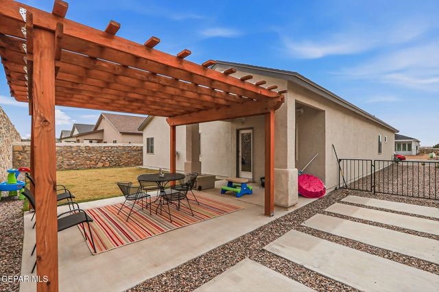 7412 SCARLET OAK Place, Canutillo, TX 79835