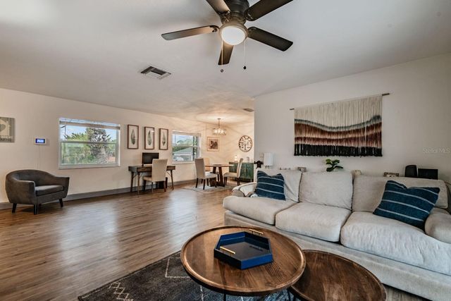 958 COBBLESTONE DRIVE, Spring Hill, FL 34606