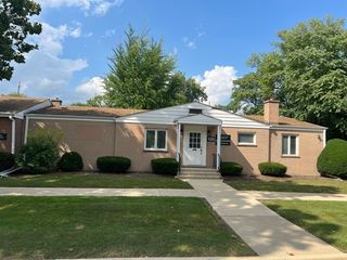 129 E Vallette Street, Elmhurst, IL 60126