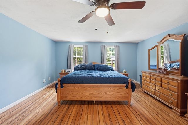 7 Hartwell Rd, Oxford, MA 01537