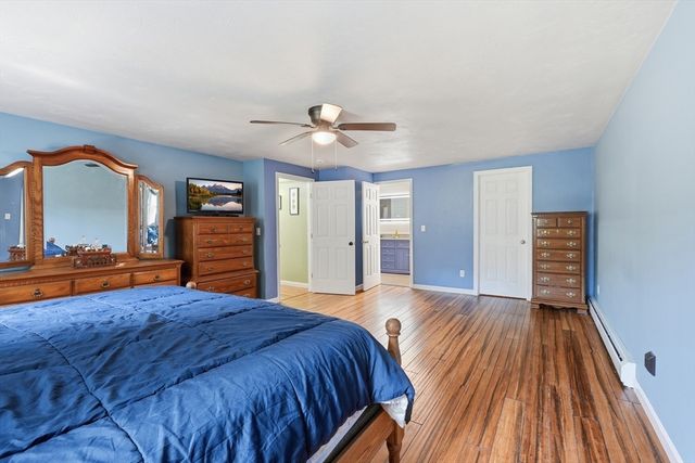 7 Hartwell Rd, Oxford, MA 01537