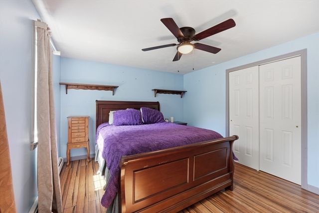 7 Hartwell Rd, Oxford, MA 01537