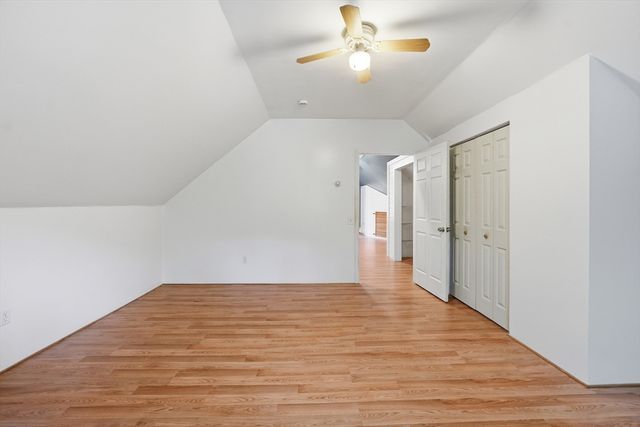 7 Hartwell Rd, Oxford, MA 01537