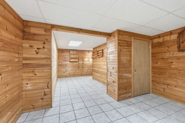 7 Hartwell Rd, Oxford, MA 01537