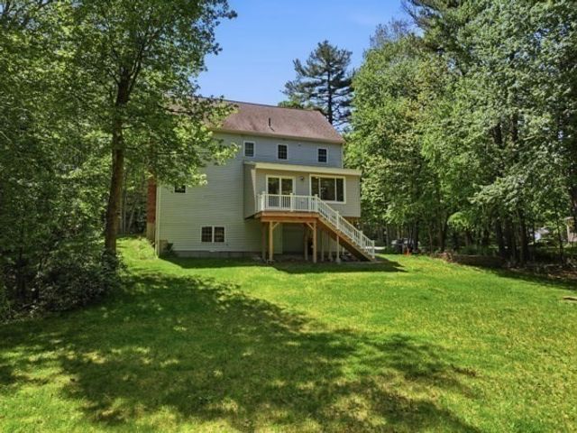 7 Hartwell Rd, Oxford, MA 01537