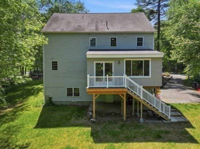 7 Hartwell Rd, Oxford, MA 01537