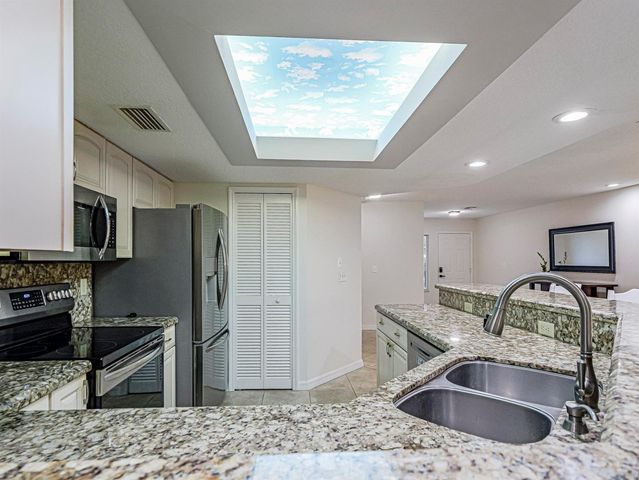 4949 N Highway A1a 142, Fort Pierce, FL 34949
