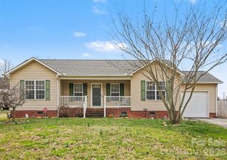 445 W Stokes Street, China Grove, NC 28023