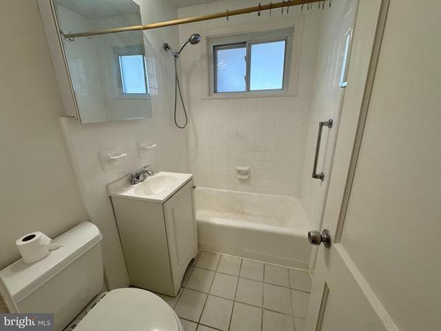 721 CRABB AVE, Rockville, MD 20850
