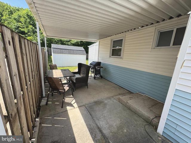 721 CRABB AVE, Rockville, MD 20850