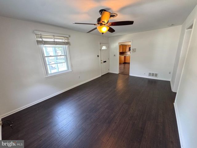 721 CRABB AVE, Rockville, MD 20850