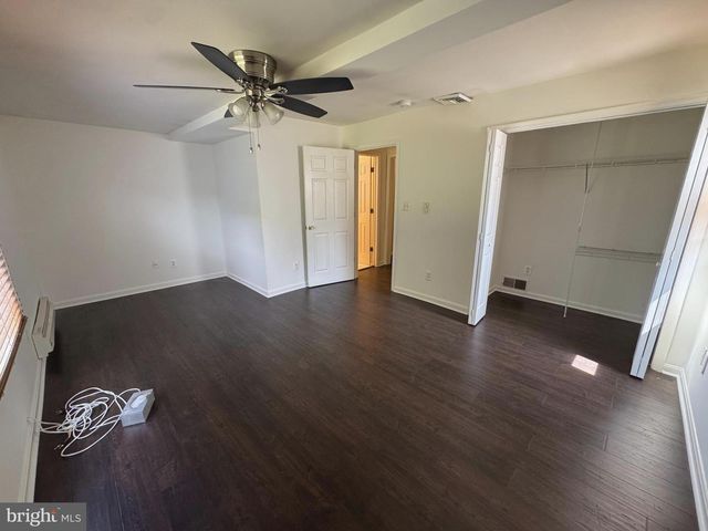 721 CRABB AVE, Rockville, MD 20850