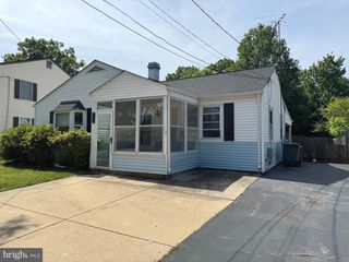 721 CRABB AVE, Rockville, MD 20850