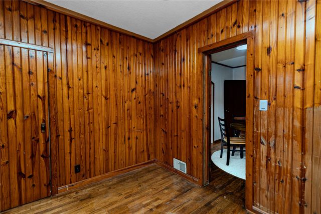 2731 Indianapolis Avenue, Des Moines, IA 50317
