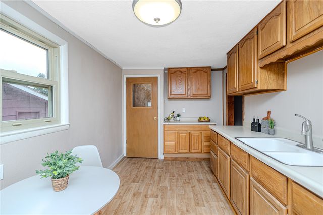 2731 Indianapolis Avenue, Des Moines, IA 50317