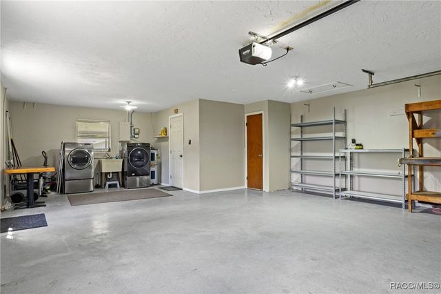 209 S Barbour Street, Beverly Hills, FL 34465