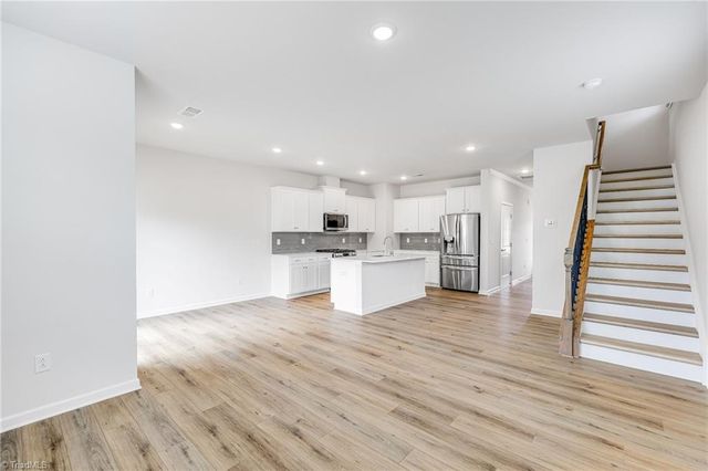 1868 Pheasant Trace Circle, Kernersville, NC 27284