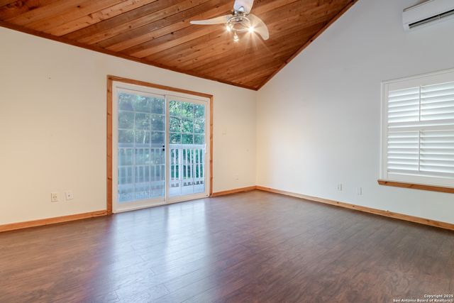 9319 Oak Ledge, San Antonio, TX 78217